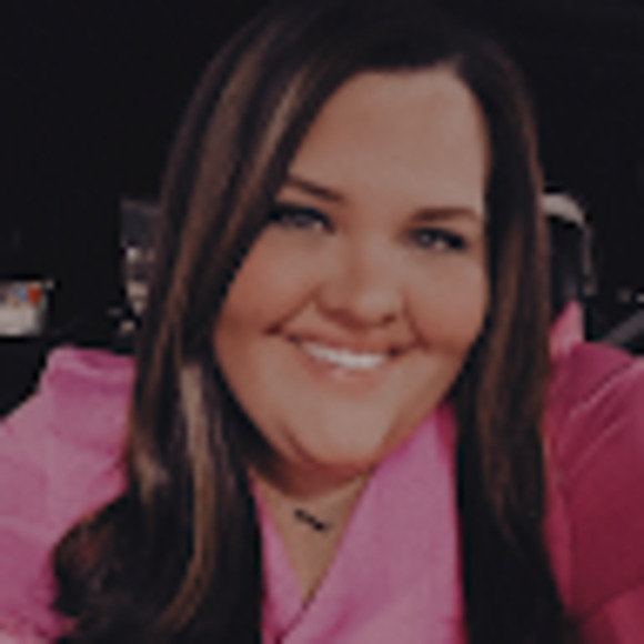 Meet your Posher, Ivy - Picture 1 of 1